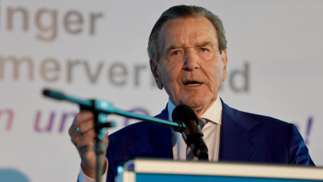 Secretarul general al SPD vrea o reconciliere cu Gerhard Schröder