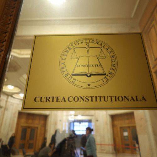 Decizie a Curții Constituționale despre declarațiile de avere. Simonis: Parlamentul trebuie să adapteze legislația