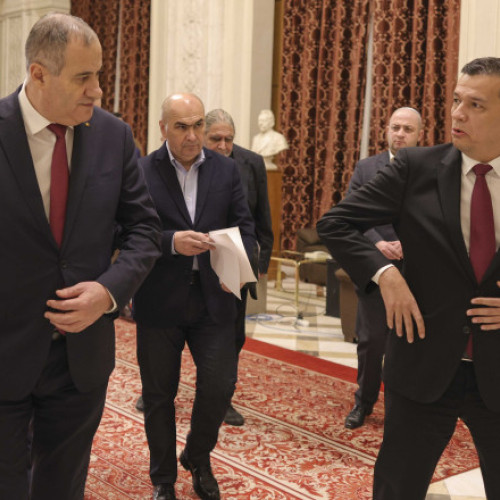 Sorin Grindeanu, interimarul PSD, afirmă că nu dorește parteneriate care să dureze doar câteva luni și să fie apoi puse sub semnul întrebării în Parlament. Potrivit digi24.ro, el consideră că este mai bine ca aceste discuții să aibă loc acum, pentru a evita pierderea timpului și pentru a clarifica poziția partidului.