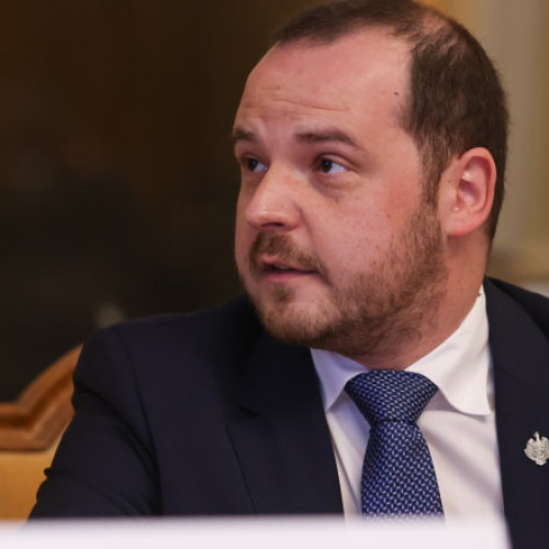 Alexandru Rogobete: „Există spitale în care colegii nu ajung la toaletă noaptea în gardă; în altele la ora 10 se schimbă în pijamale”