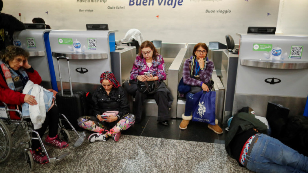 Parlamentul European susține despăgubiri și bagaje gratuite pentru pasagerii aerieni