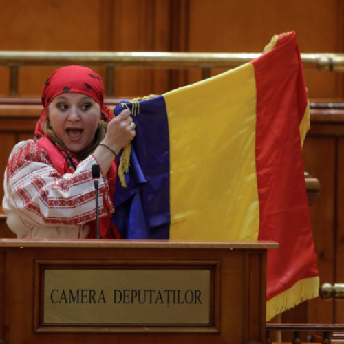 Diana Șoșoacă intenționează să candideze la funcția de primar al Iașiului: "Voi candida cu seriozitate", acuzându-l pe edilul Mihai Chirica de înaltă trădare și pledând pentru unirea Republicii Moldova cu România