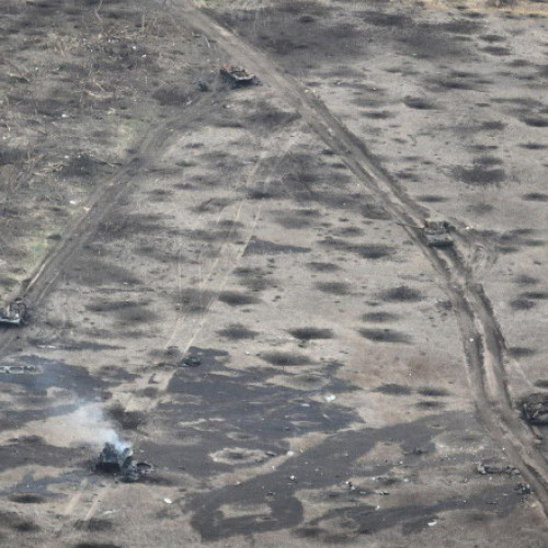 UCRAINENII RESPING NOU ATAC RUS LA VUHLEDAR. COLOANA DE BLINDATE DISTRUSĂ.