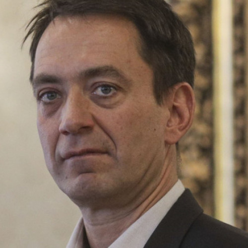 UDMR susține eliminarea taxei pe concedii medicale la toate categoriile de boli, spune liderul Csoma Botond al Grupului Parlamentar UDMR din Camera Deputaţilor.