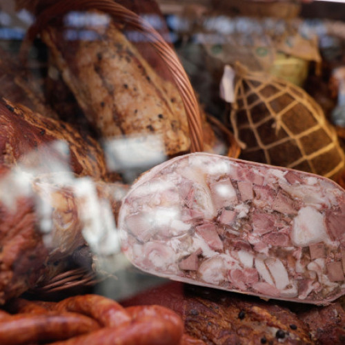 România și Bulgaria, în topul creșterii prețurilor la carne în UE