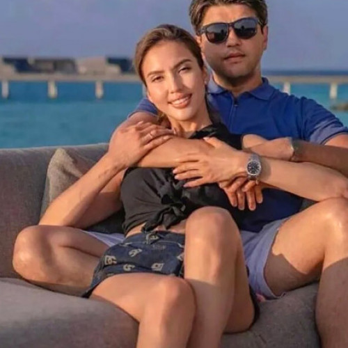 Crima care a șocat Kazahstanul. Fostul ministru al economiei și-a bătut soția timp de 8 ore într-un restaurant