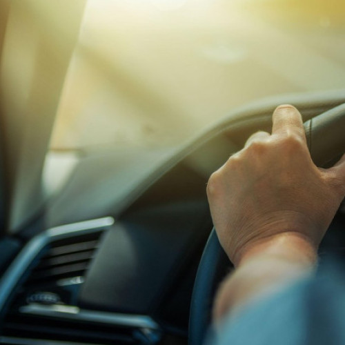 Noi reguli pentru șoferi: online pentru duplicatul permisului furat, pi